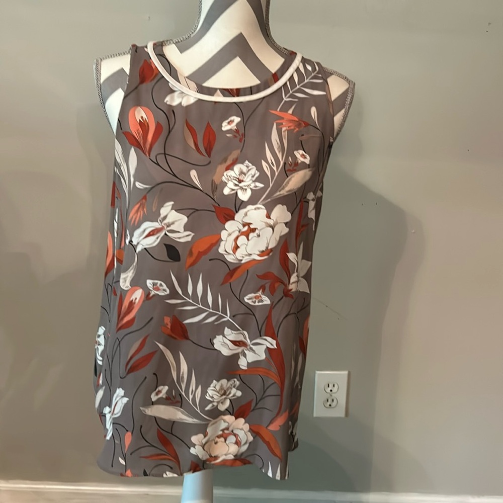 Loft women’s medium petite blouse.